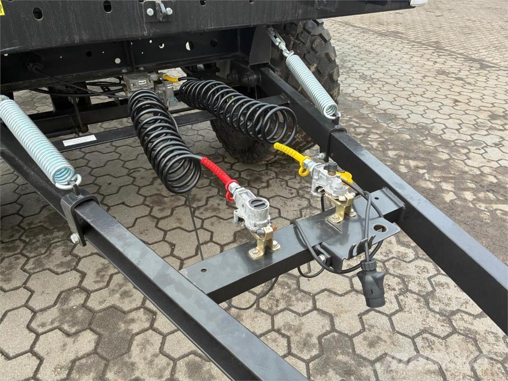 Metaltech PB 16/2 Bale trailers