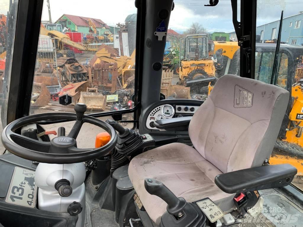 JCB 4 CX Backhoe loaders