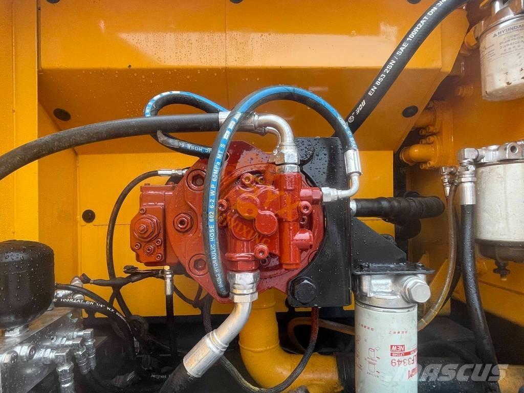 Hyundai R220LC-9 Crawler excavators