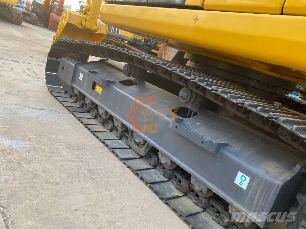 Komatsu PC 220-8 Crawler excavators