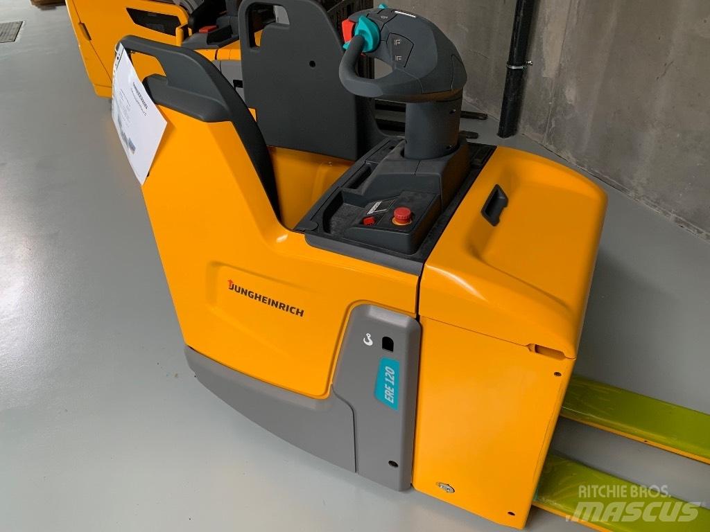 Jungheinrich ERE 120 Low lifter with platform
