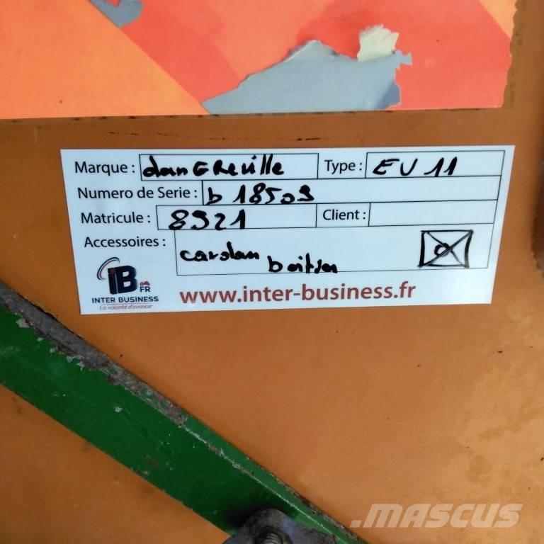 Dangreville EV 11 Manure spreaders