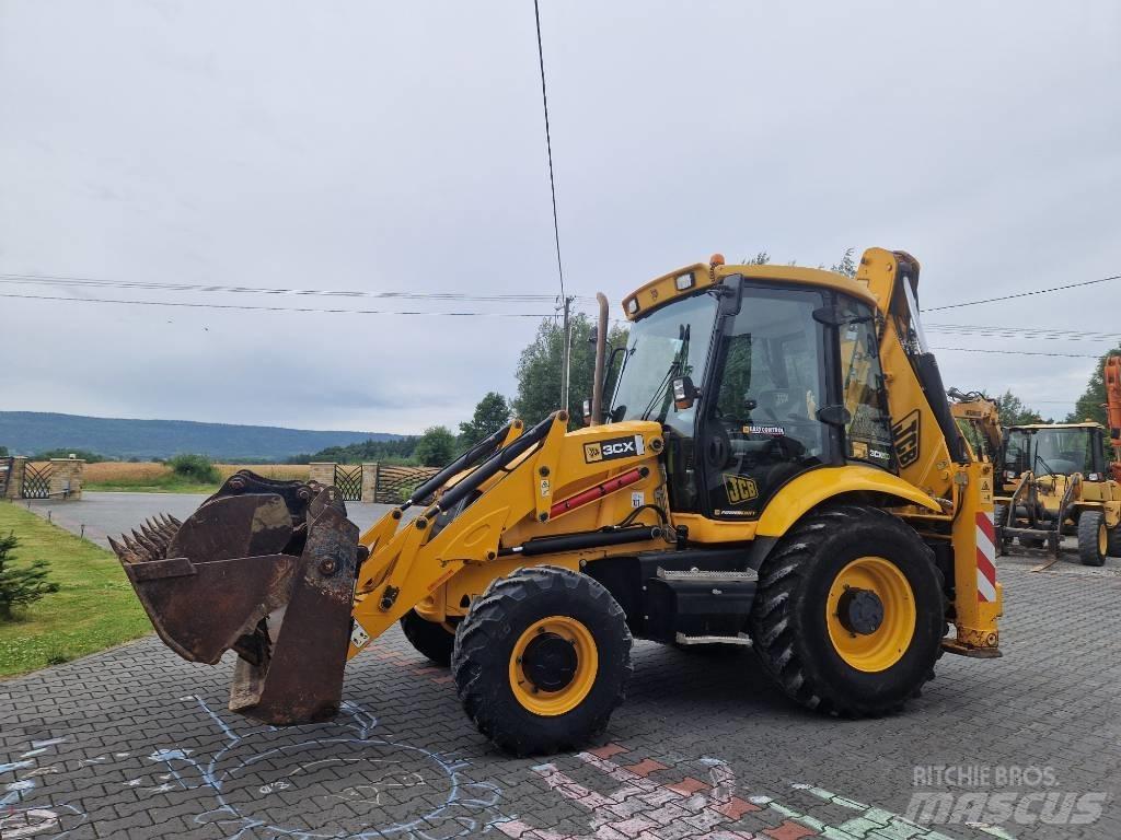 JCB 3 CX Backhoe loaders