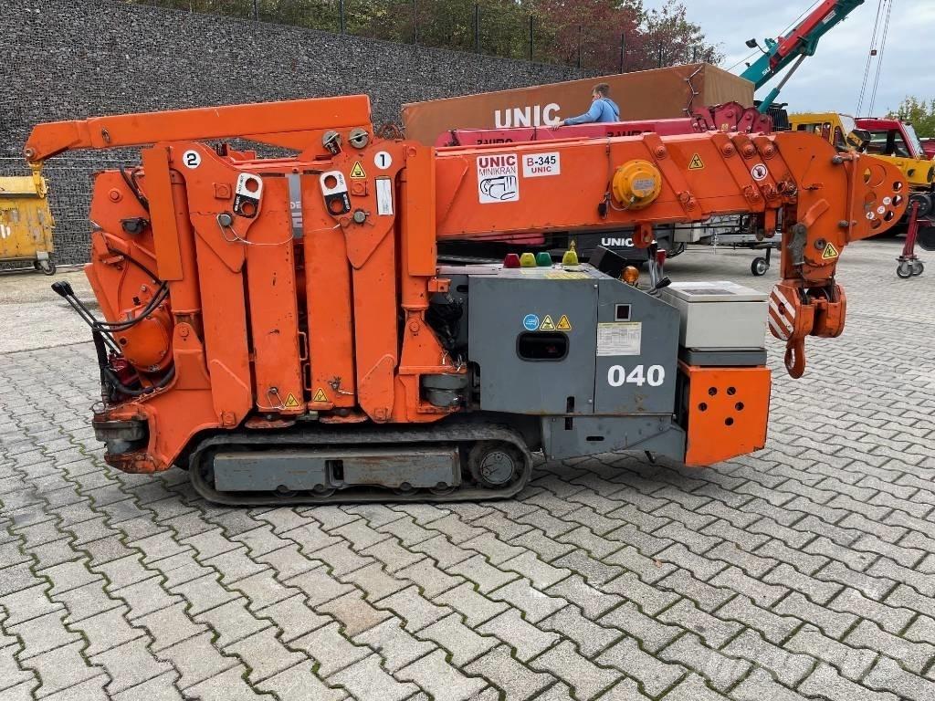 Unic B 345 Tracked cranes