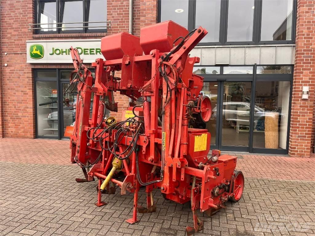 Becker Areomat Precision sowing machines