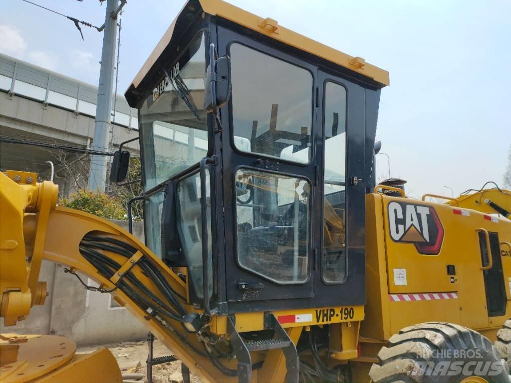 CAT 140 K Graders