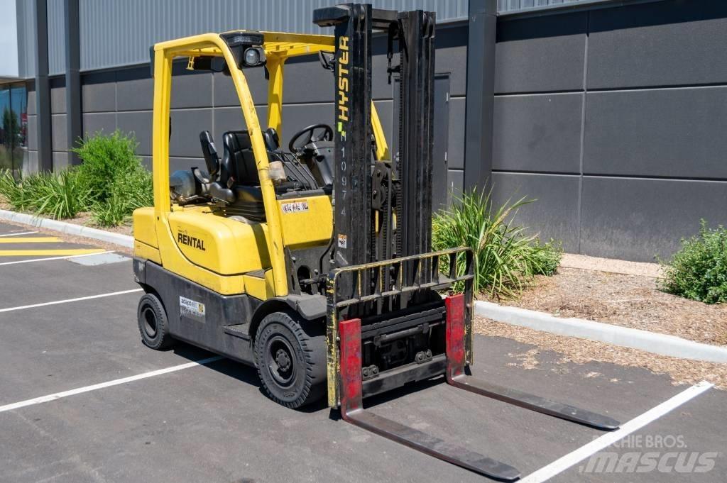 Hyster H2.5CT LPG trucks