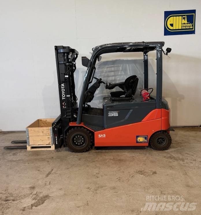 Toyota truck 8FBMT35 Electric forklift trucks