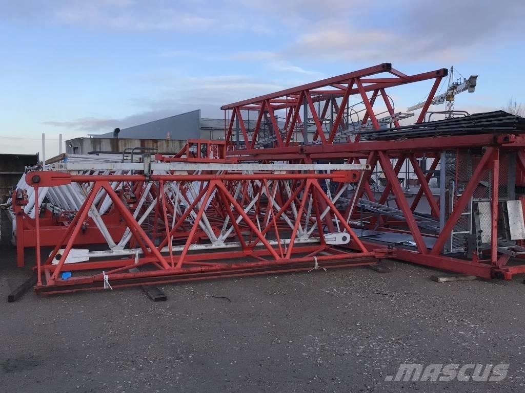 Potain MD 365 B Tower cranes