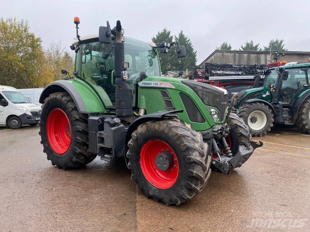 Fendt 718 Tractors