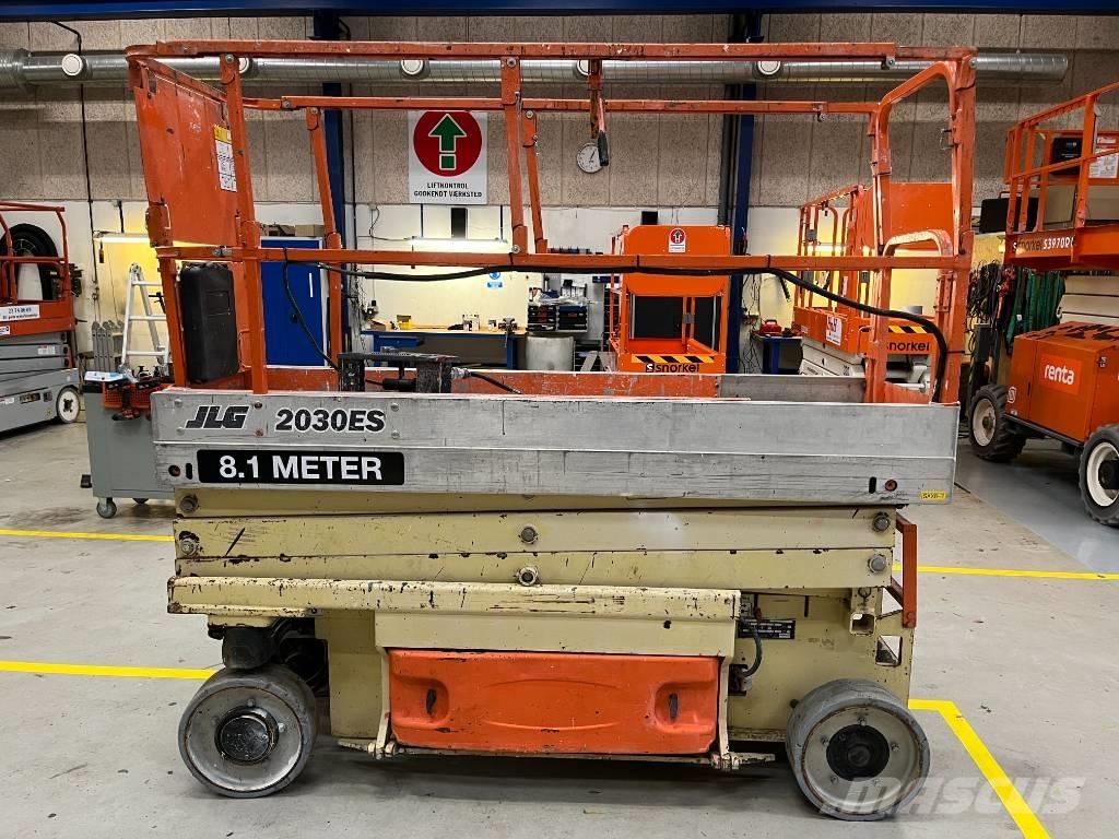 JLG 2030 ES Scissor lifts