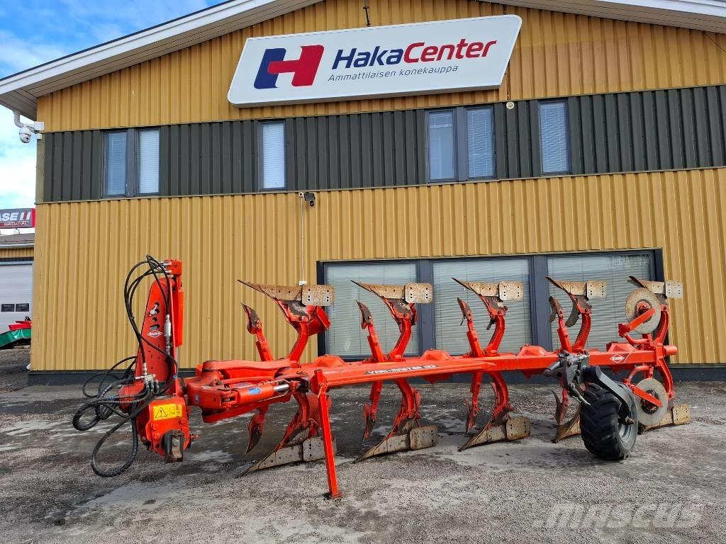 Kuhn Vari-Master 123 Reversible ploughs