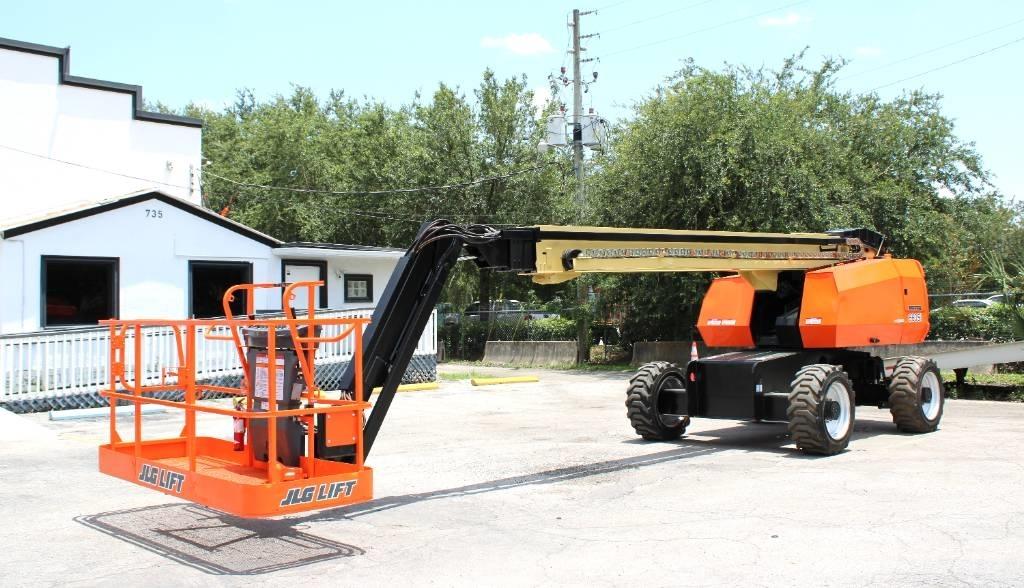JLG 660 SJ Telescopic boom lifts