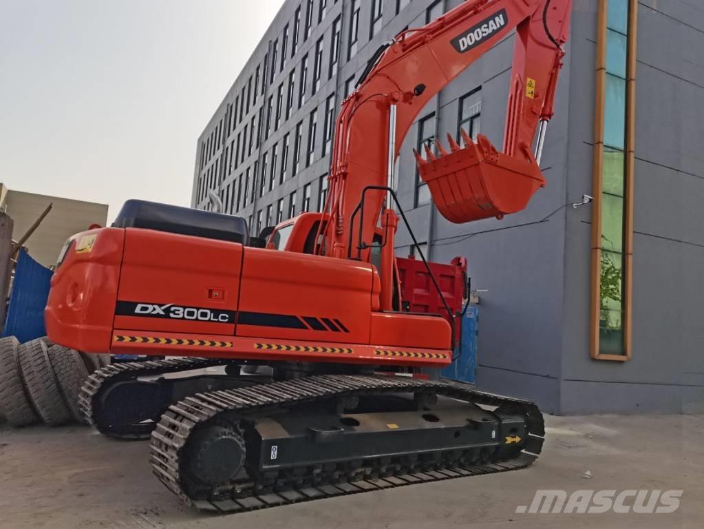 Doosan DX 300 Crawler excavators