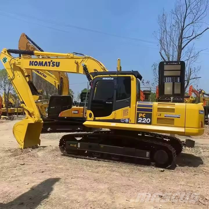 Komatsu PC220-8 Crawler excavators