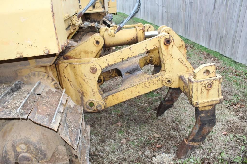 Komatsu D 53 A-17 Crawler dozers