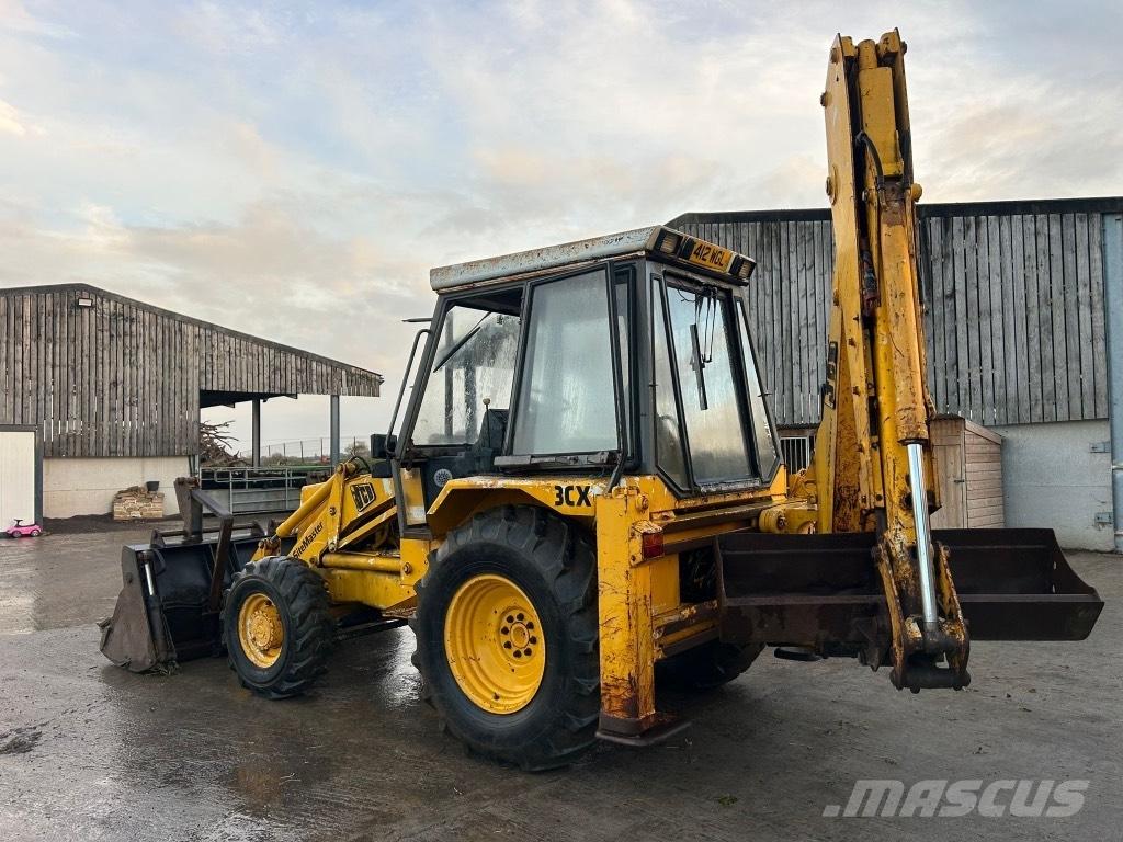 JCB 3 CX Backhoe loaders