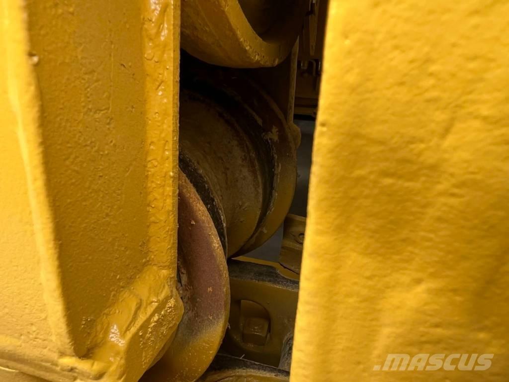 CAT D6H XL Crawler dozers
