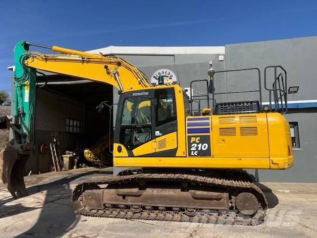 Komatsu PC 210 LC-11 Crawler excavators