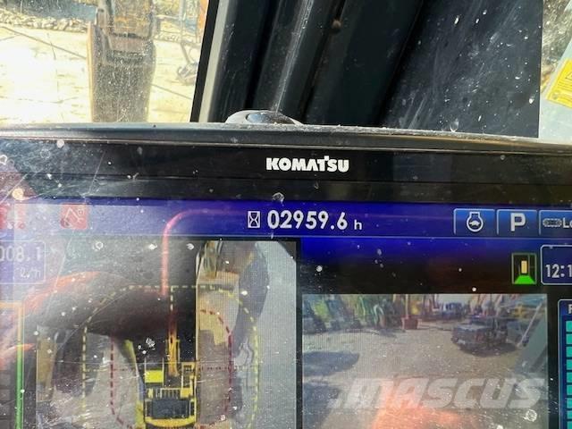 Komatsu PC 210 LC-11 Crawler excavators