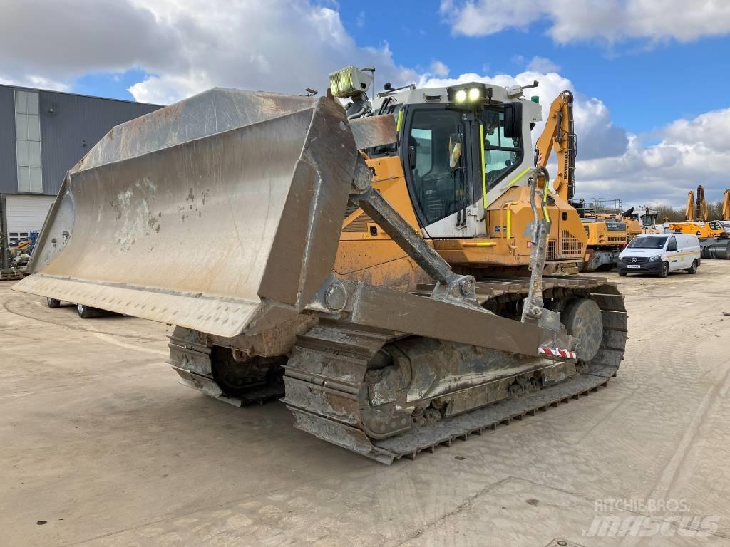 Liebherr PR 746 Crawler dozers