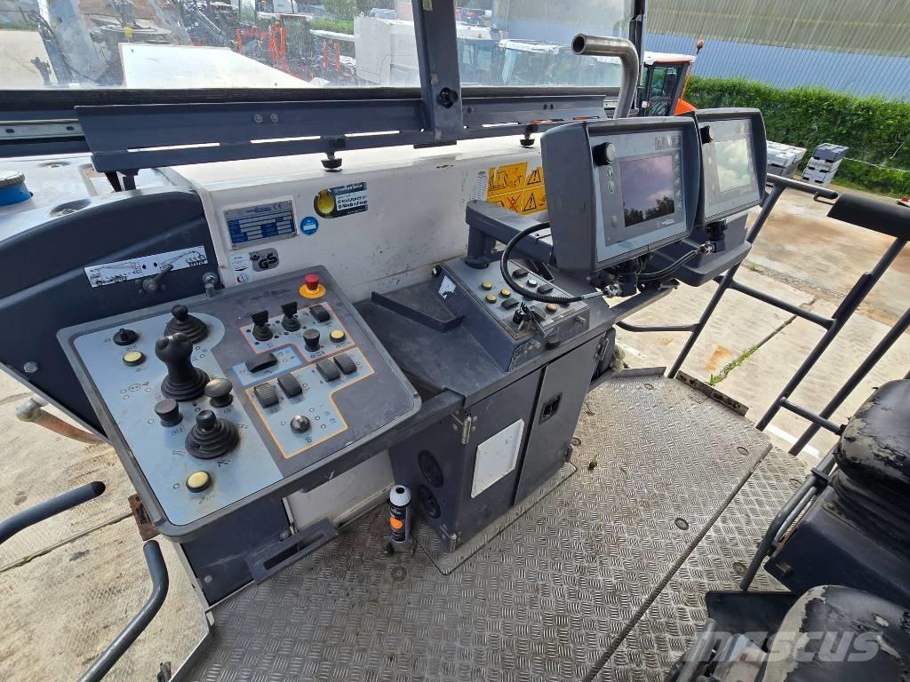 Wirtgen W220 Asphalt cold milling machines