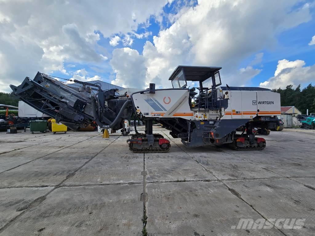 Wirtgen W220 Asphalt cold milling machines