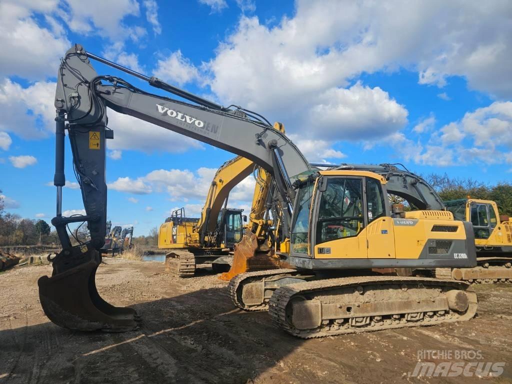 Volvo EC 220 DL Crawler excavators