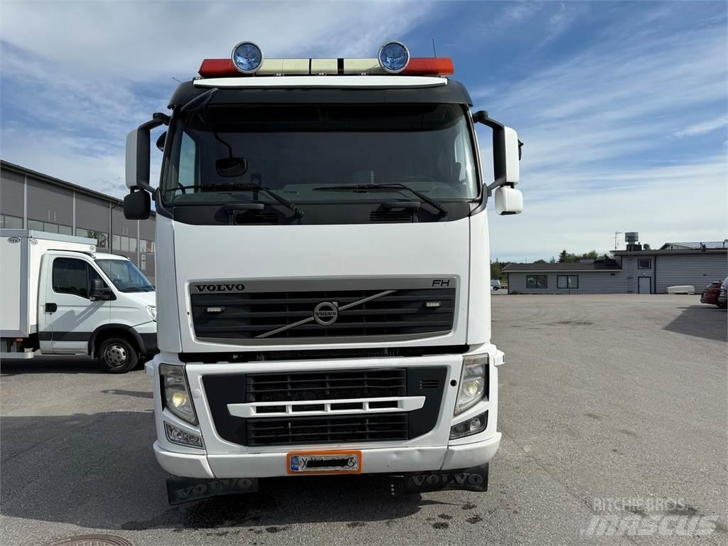 Volvo FH540 6x2 Hook lift trucks
