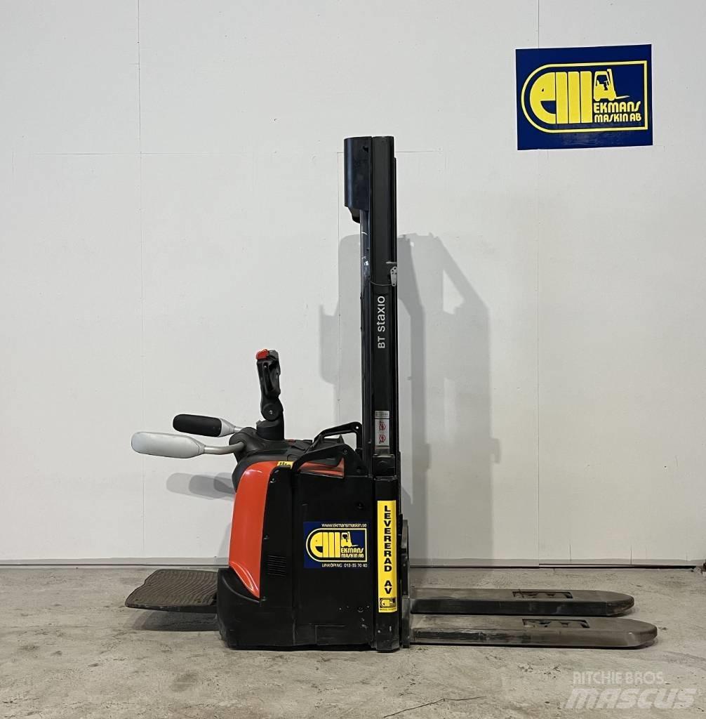 BT Truck SPE120L Pedestrian stacker