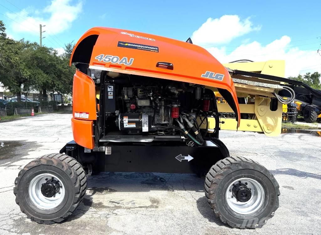 JLG 450 AJ Articulated boom lifts