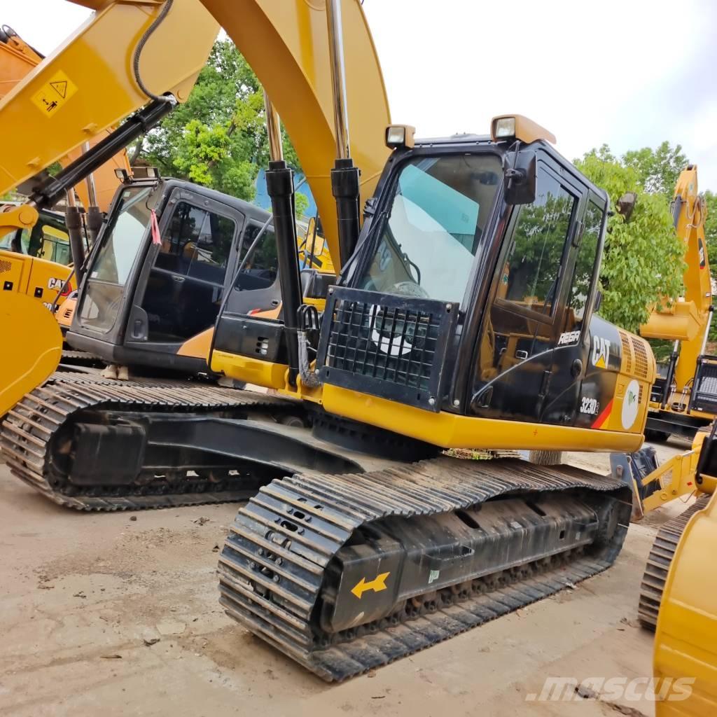 CAT 323 D Crawler excavators