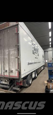 VAK V 4-40 Temperature controlled trailers