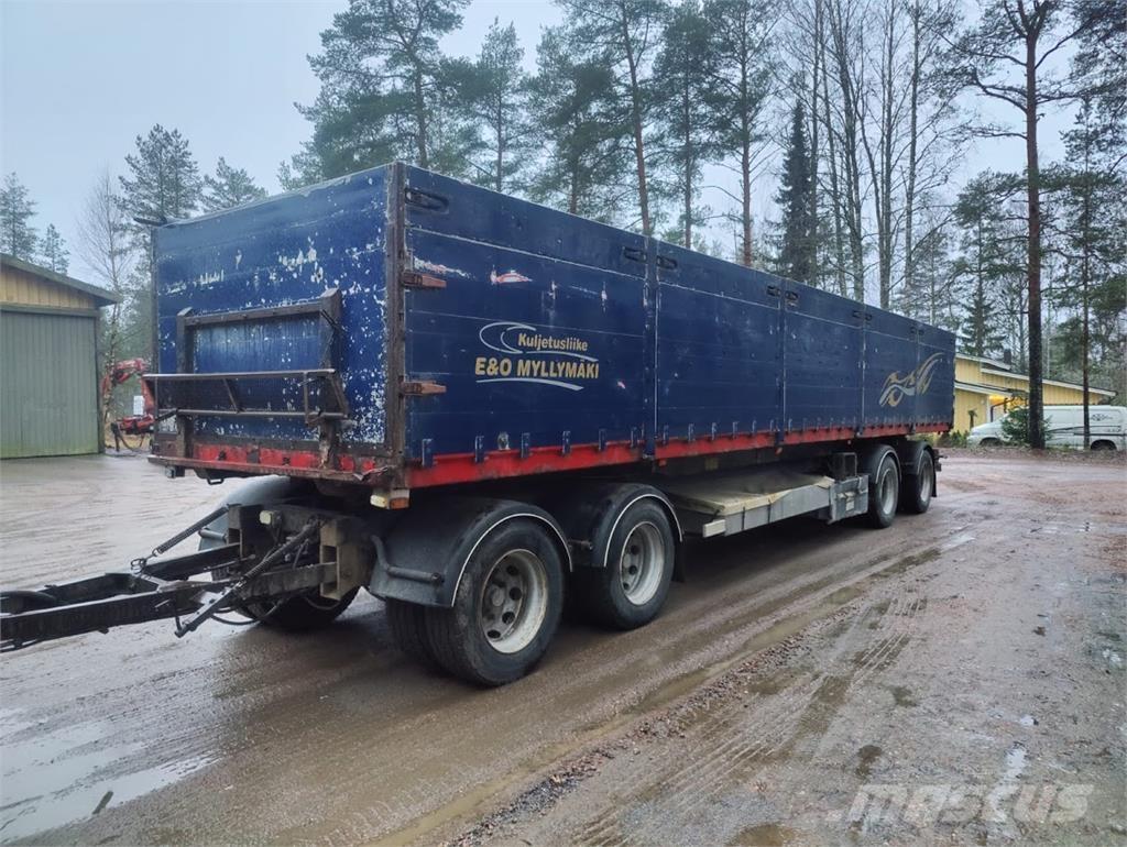 AM KP 2+2-38 Tipper trucks