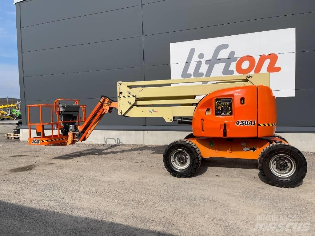 JLG 450 AJ Bomlift Articulated boom lifts