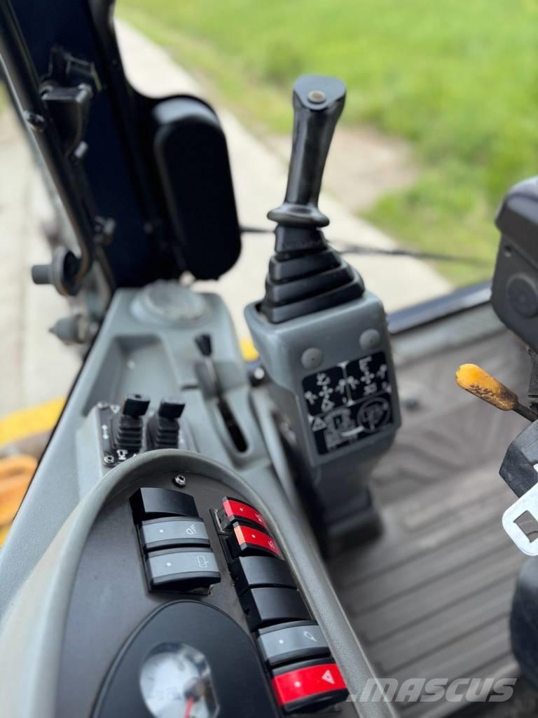 Volvo BL 71, JOYSTICK Backhoe loaders