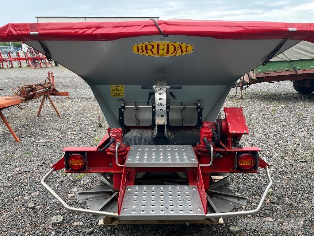 Bredal SGS 1500 Sand and salt spreaders