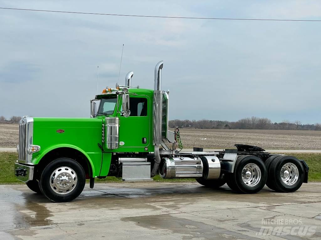 Peterbilt 389 Tractor Units