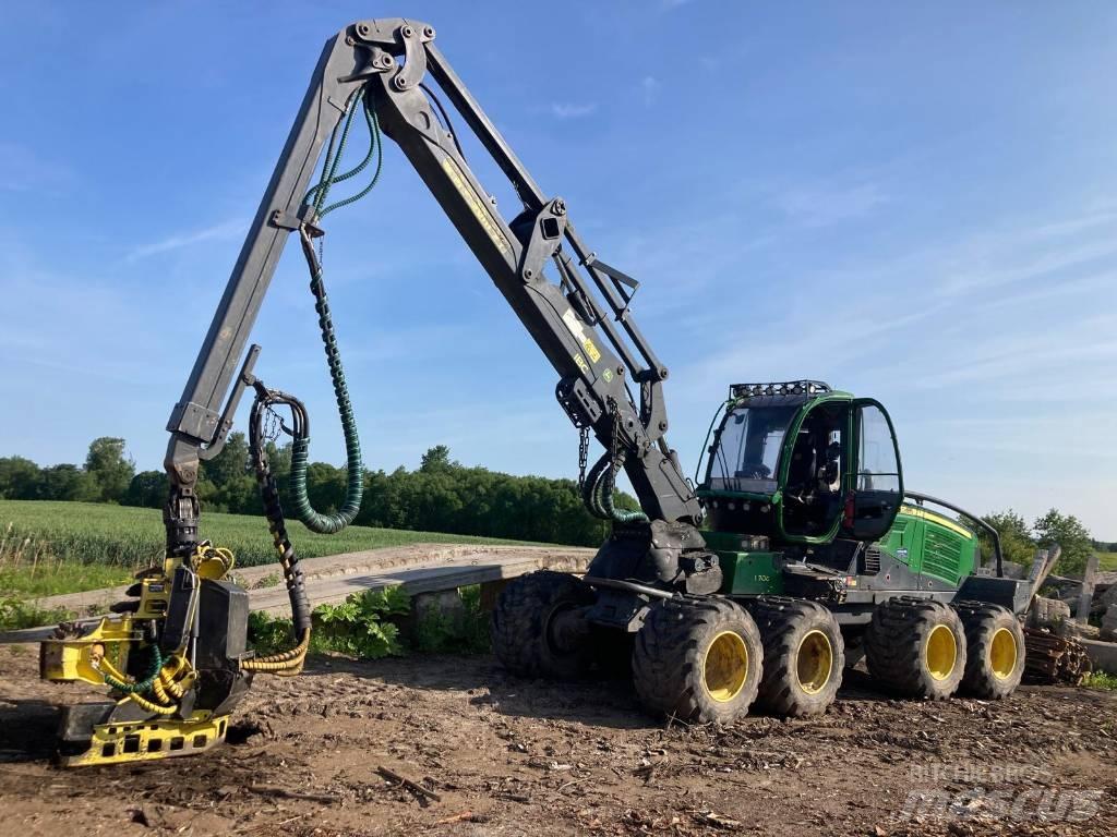 John Deere 1170 G Harvesters