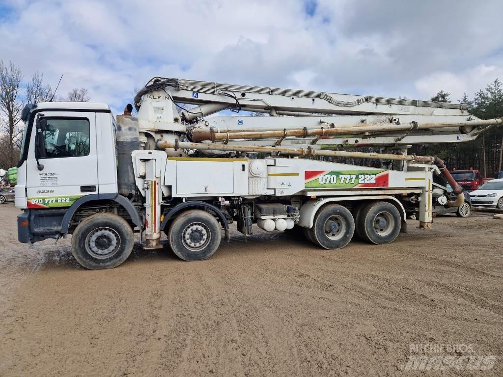Mercedes-Benz 3236 Concrete pump trucks