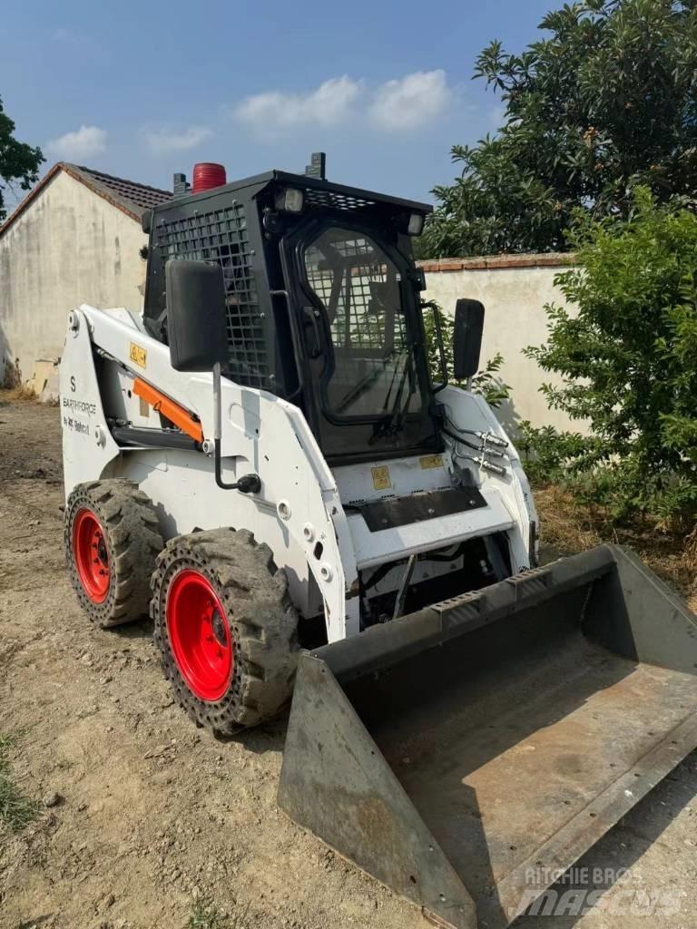 Bobcat S16 Skid steer loaders