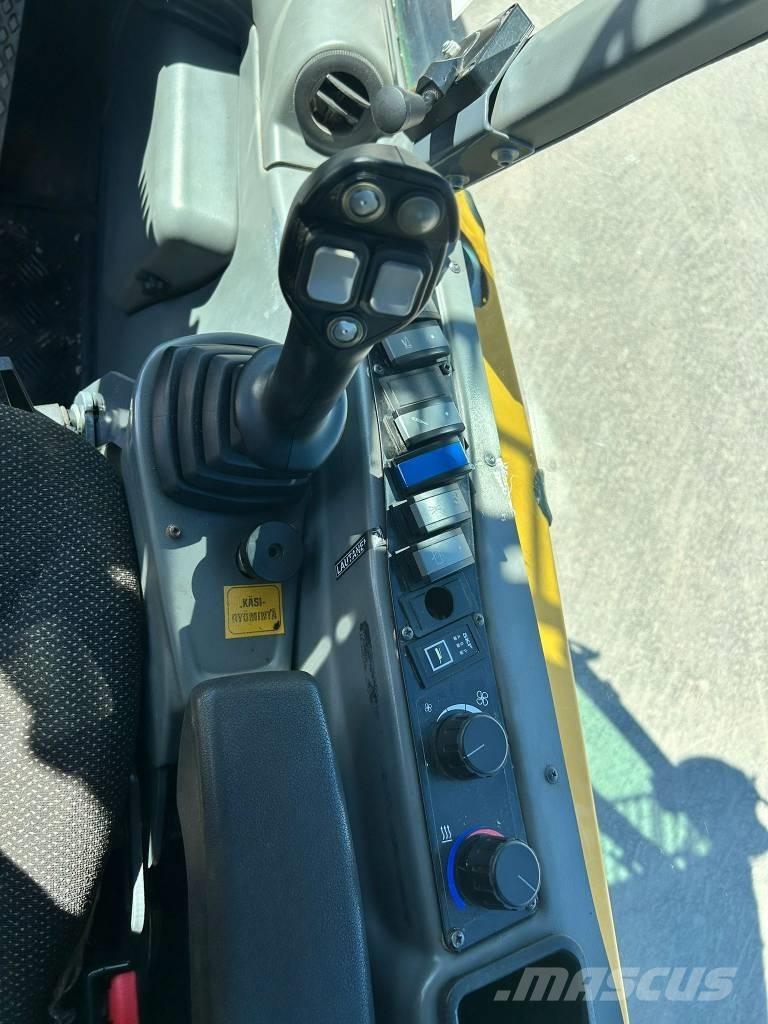 Wille 265 Compact tractors
