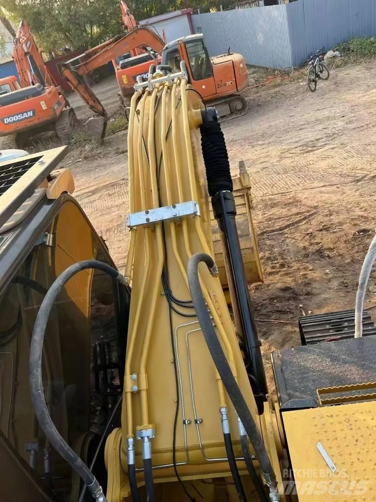 CAT 320 D Crawler excavators