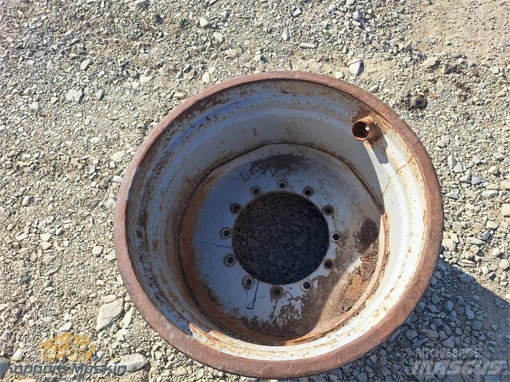 Valmet 911.1 24x34 Tyres, wheels and rims