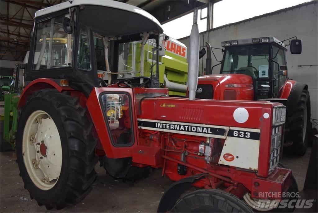 Case IH 733 Tractors