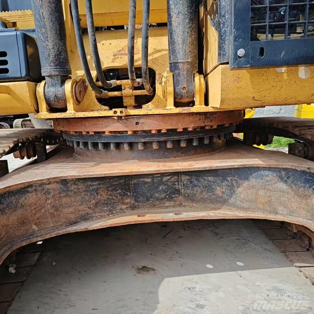 CAT 336 D2 Crawler excavators