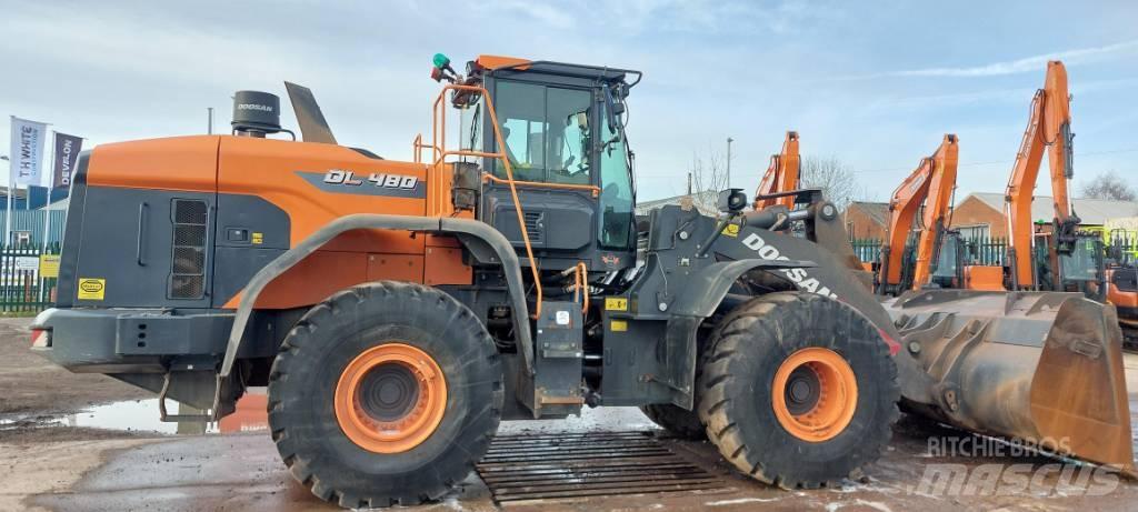 Doosan DL 480-7 Wheeled excavators