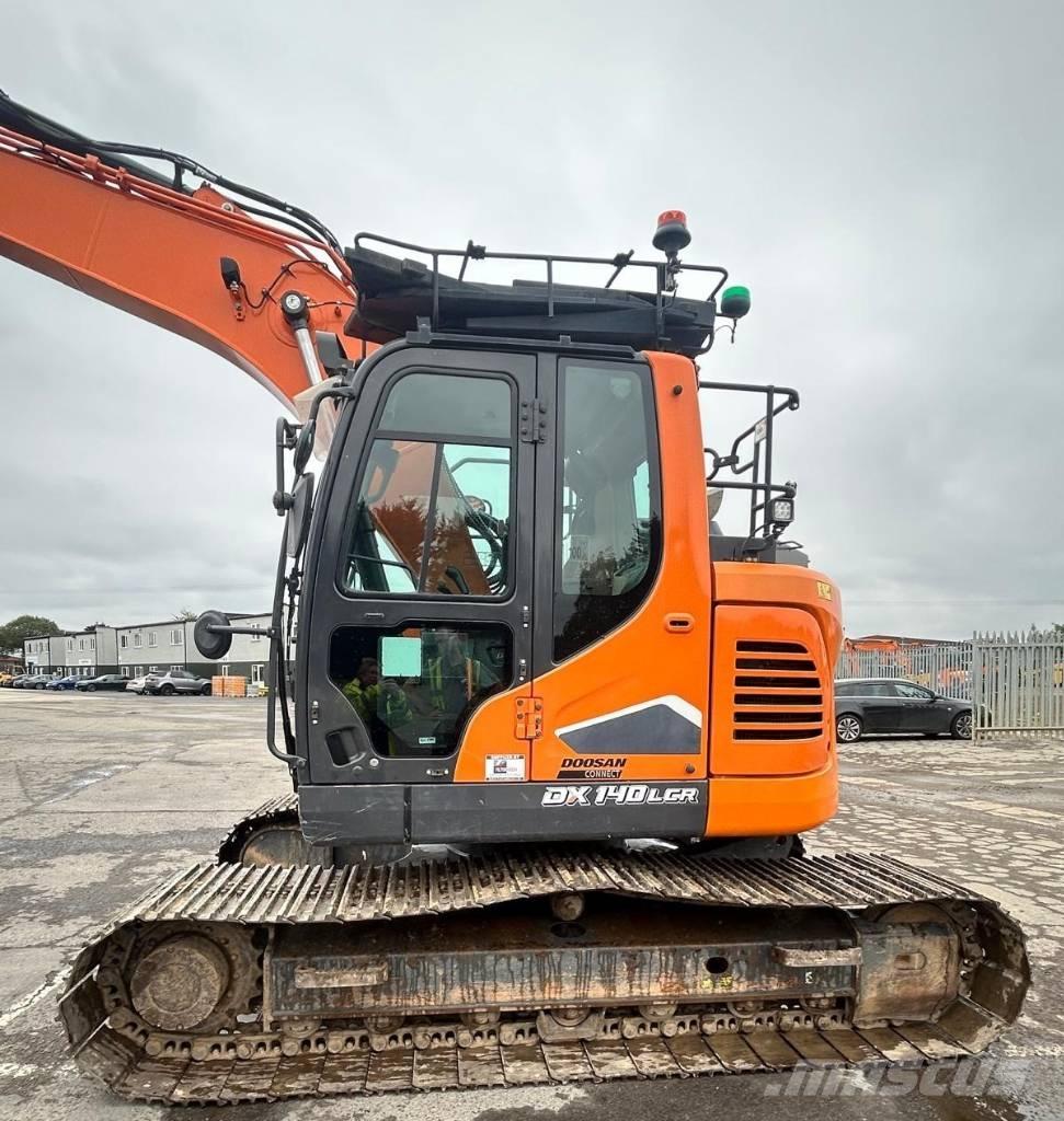 Doosan DX140LCR-7 Crawler excavators