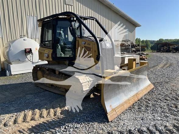 CAT D2 LGP Crawler dozers