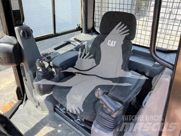 CAT D5K2 LGP Crawler dozers
